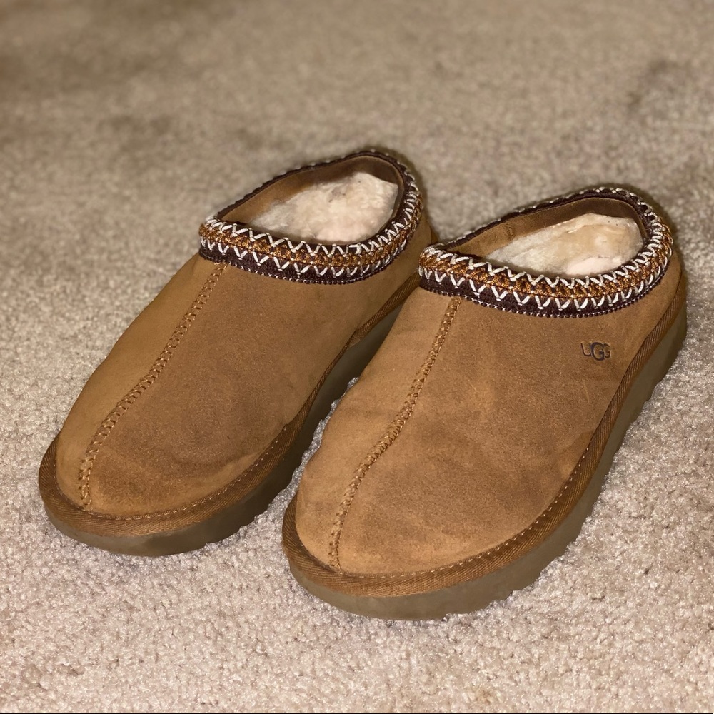 Women’s UGG Tasman Slipper size 8
